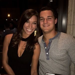 Meet your Posher, Hillary